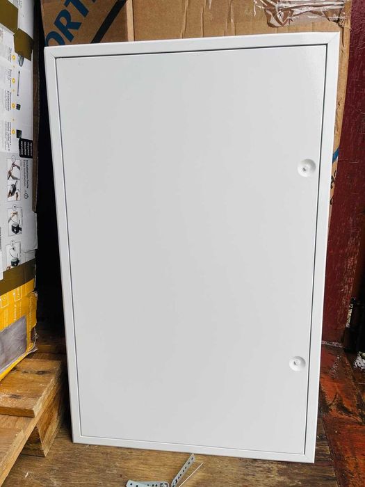 Ușă de vizitare otel Primus, albă, 500 x 800 mm cu închidere pătrată