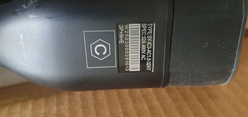 Statie auto electrica 22kw , plug-in, type 2 reglabil 6-32A  tri