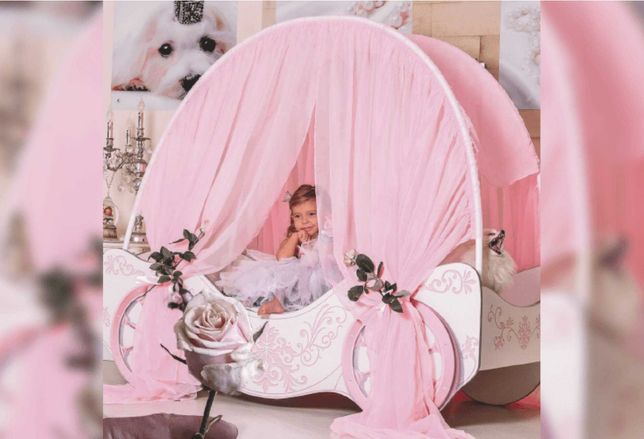 Детская кровать для девочек в виде кареты