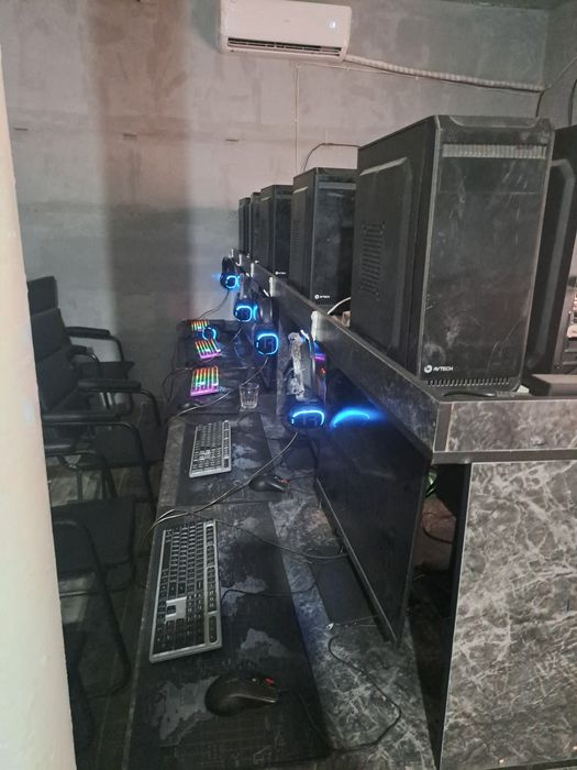 Igravoy kompyuter (mebellari bilan)