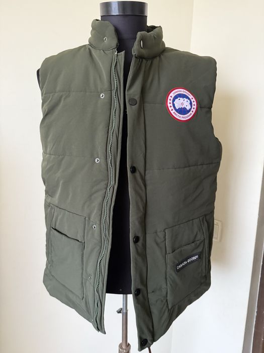 Vesta Canada Goose