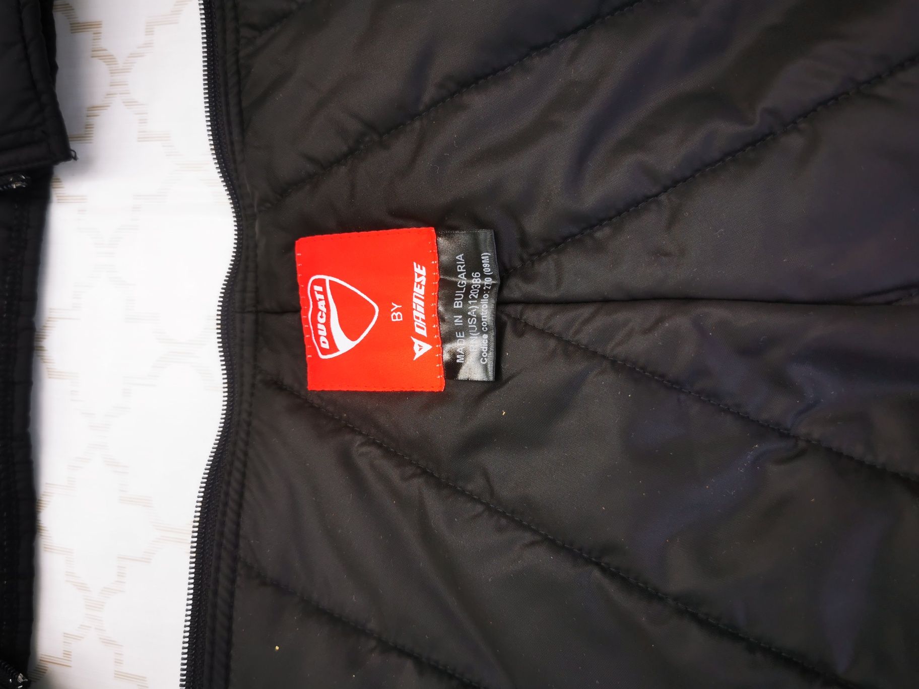 Мъжка мотоекипировка Ducati by dainese