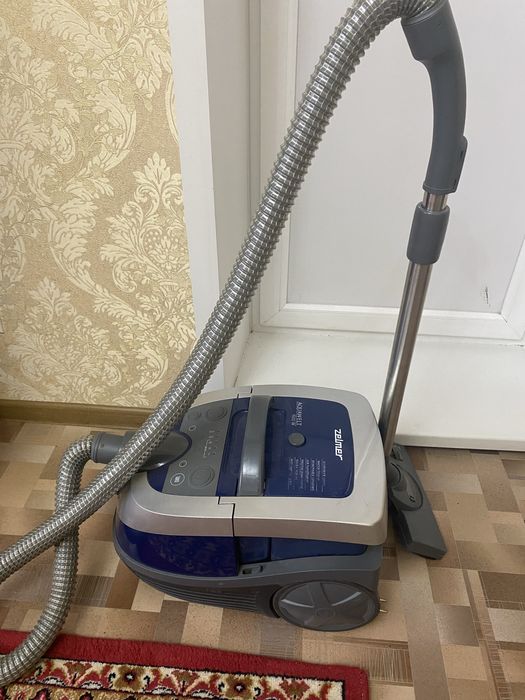 Моющий пылесос Зельмер