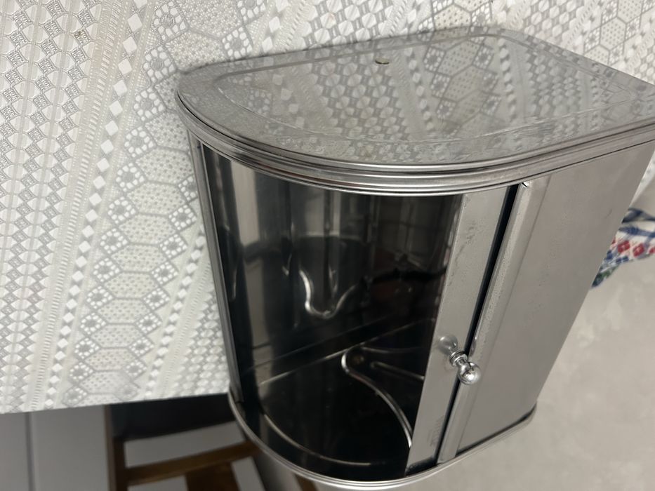 Продам  качественную хлебницу стальную