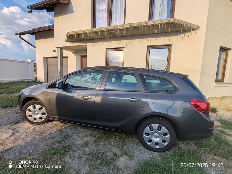 Opel Astra / 2012/ 1,7 CDTI/ euro 5