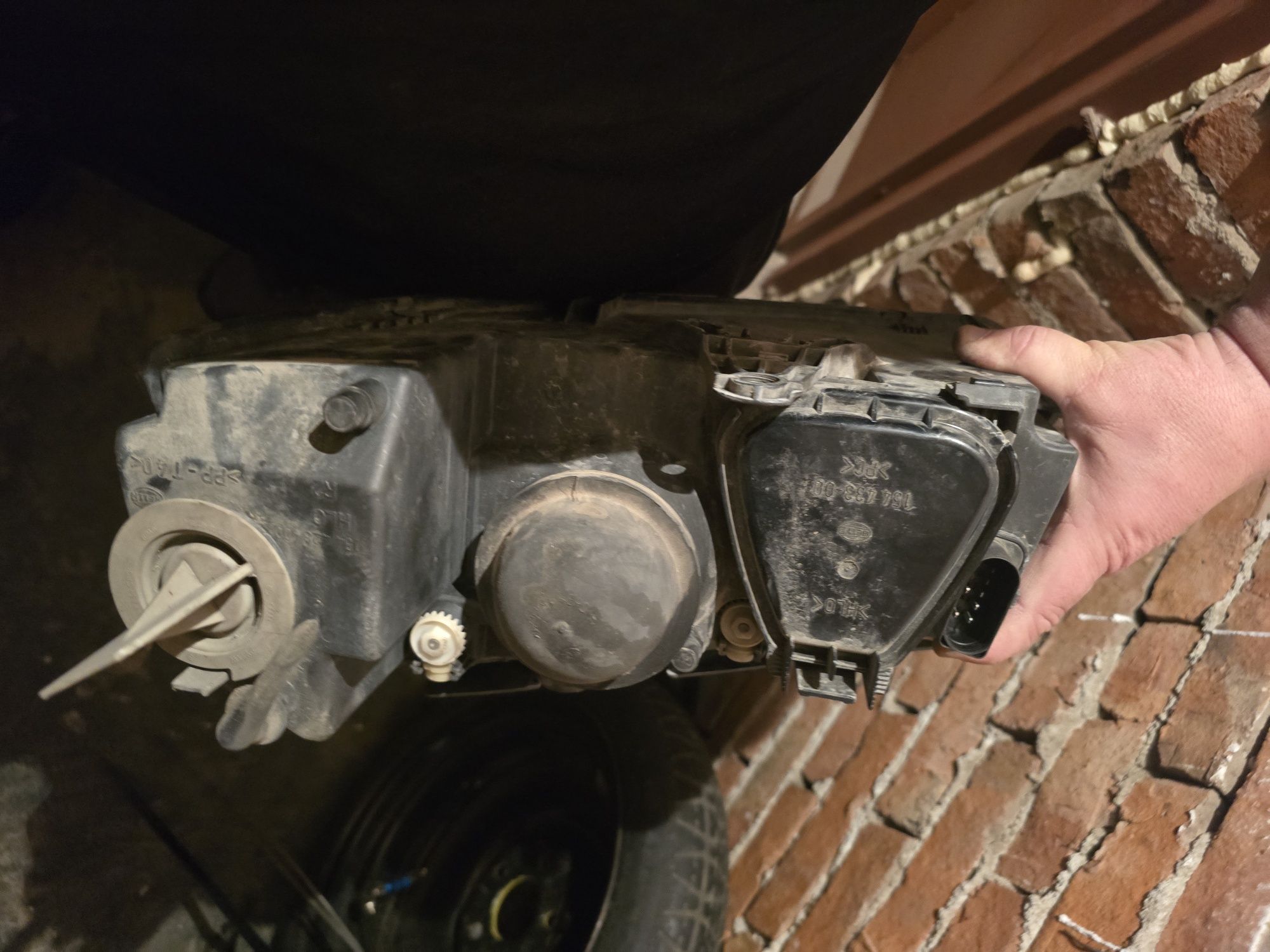 Фарове за VW past 5.5