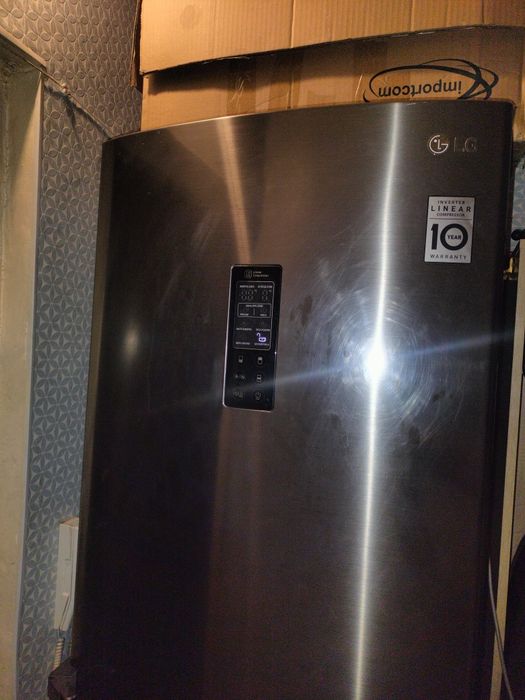 Продам холодильник