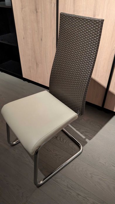 Scaune dining (6 bucati) stare buna