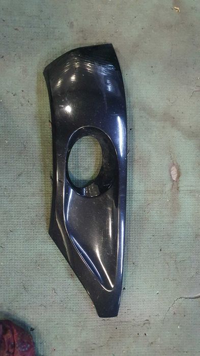 grila proiector dreapta Vw Touareg 2010-2014