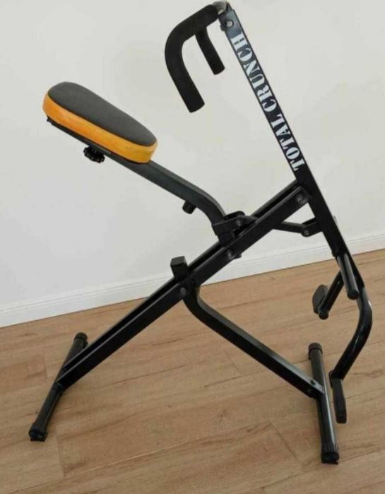 Aparat fitnes Total Crunch