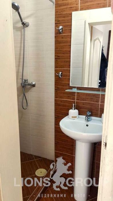 Продава се Четиристаен апартамент в Варна, Гръцка махала - 104 кв.м за 3366 €/кв.м - Снимка #11