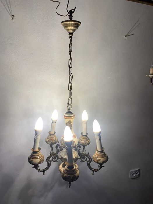 Candelabru portelan cu trei brate de bronz