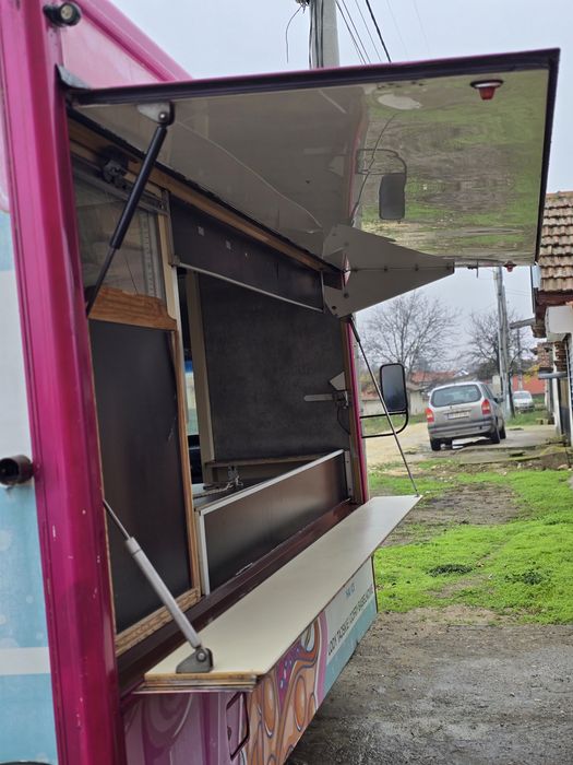 Мобилна кухня самоходна (кемпер)