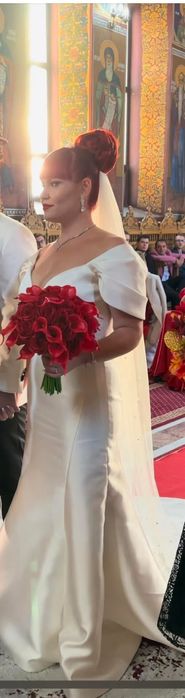 Rochie mireasa Pronovias