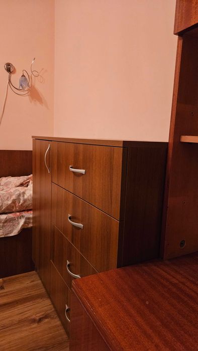 Гардероб/секции и скрин