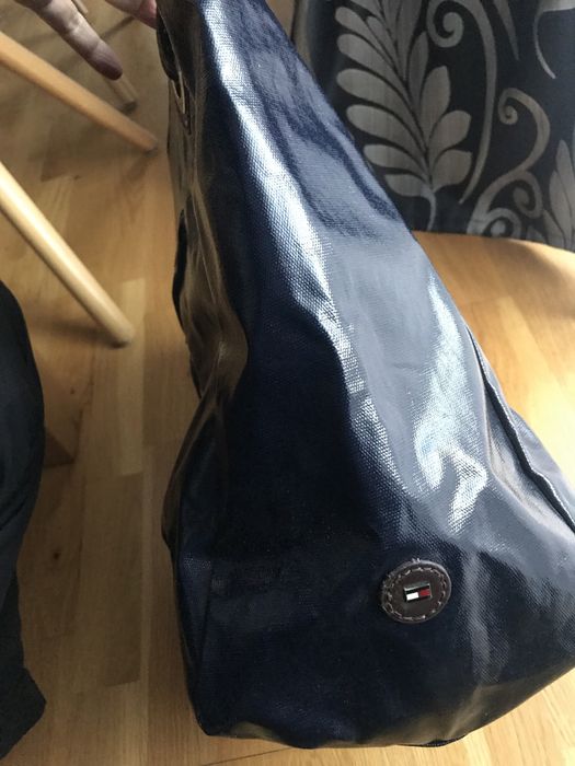 Geanta Tommy Hilfiger mare