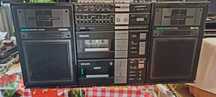 radiocasetofon portabil boombox Philips  d8778,foarte puternic