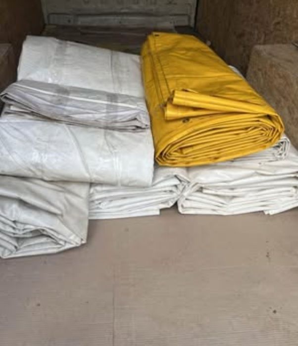 Vând prelate cauciucate noii