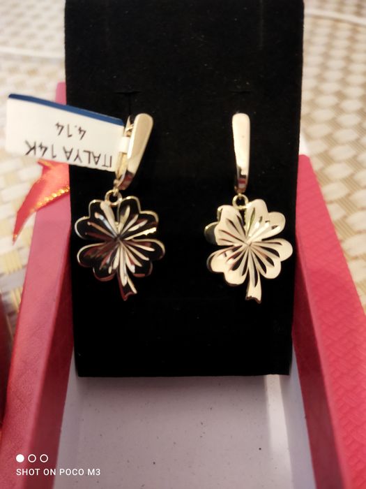 Золотые  Серьги. 4,14гр. Новая.