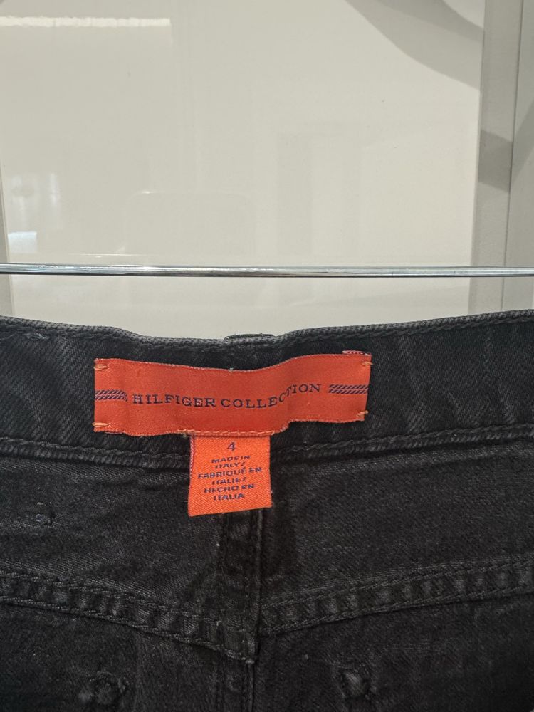 Дънки Tommy Hilfiger,