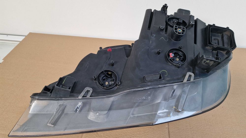 БМВ Х5 Е70 ксенон ксенонов фар ФЕЙСЛИФТ BMW X5 E70 LCi xenon desen far