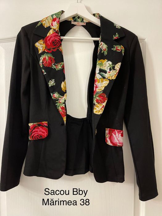 Cardigane/Geci/sacouri 25 lei