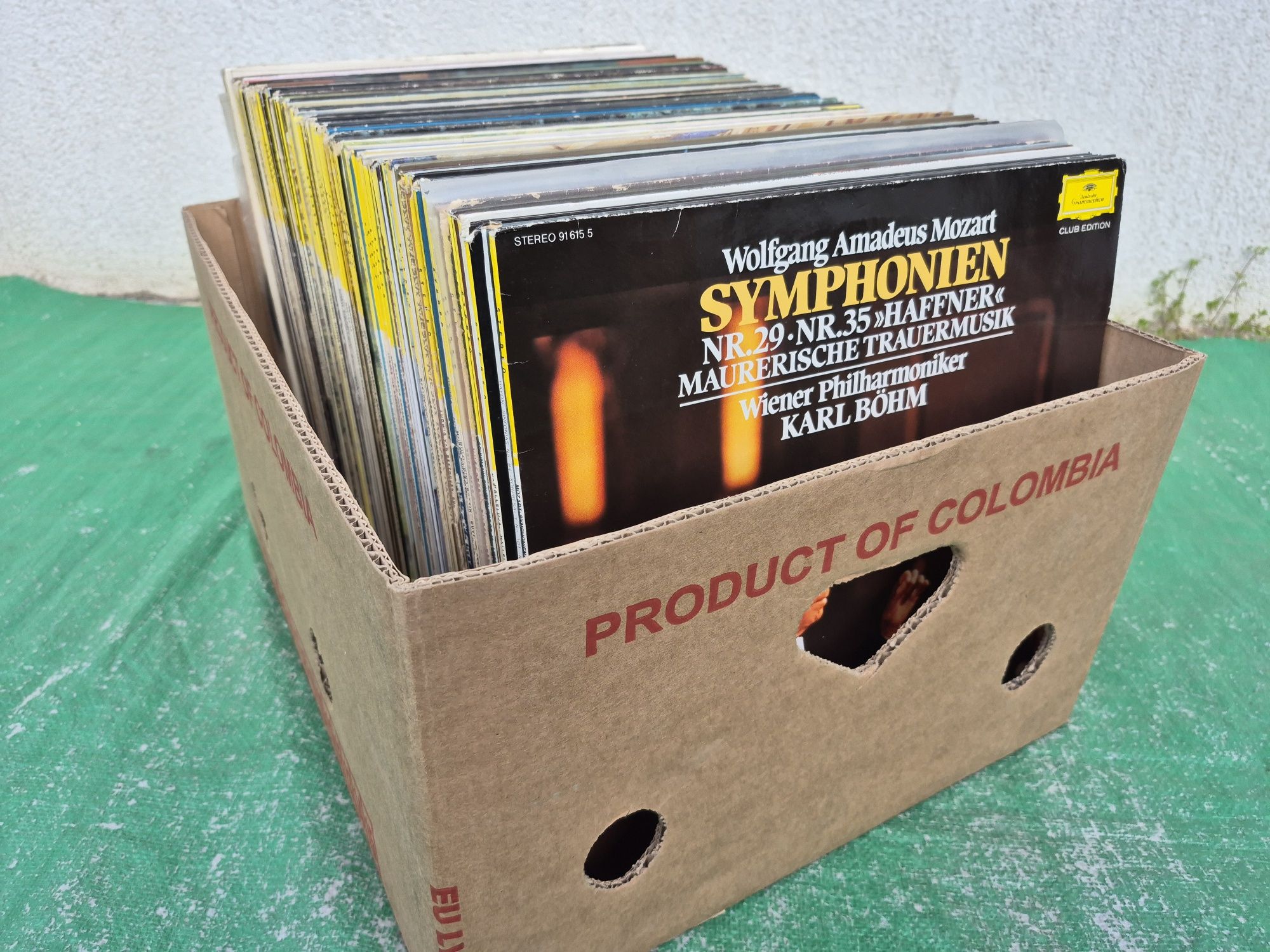 Vând 100lp Discuri Vinil colectia Deutsche Grammophon muzică clasică