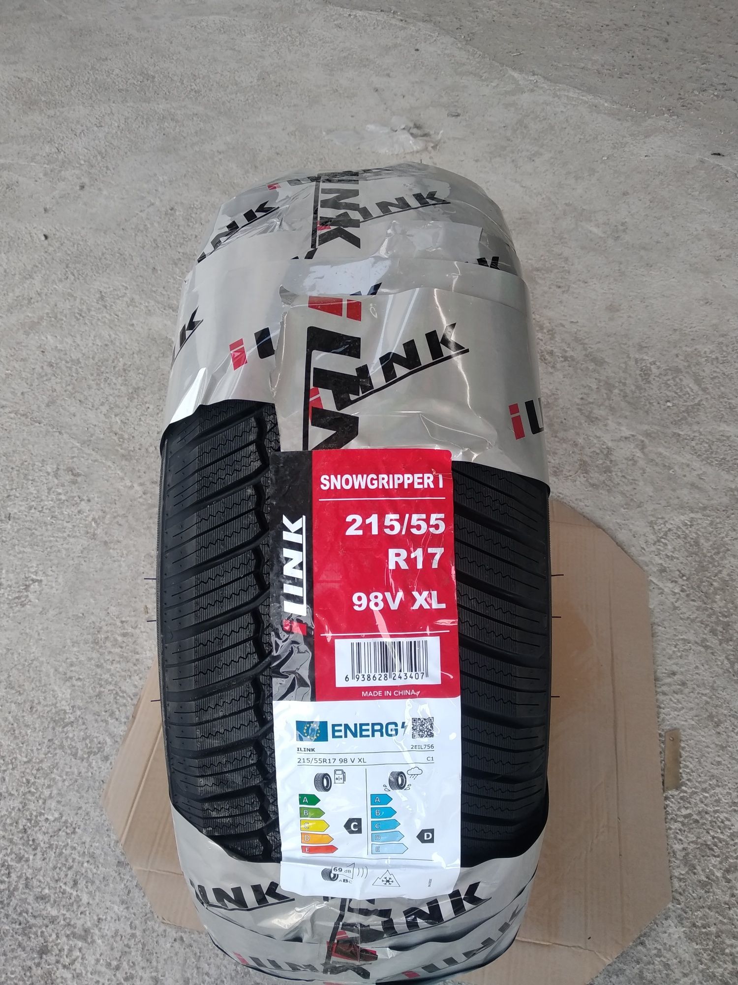 Зимние автошины 215/55R17