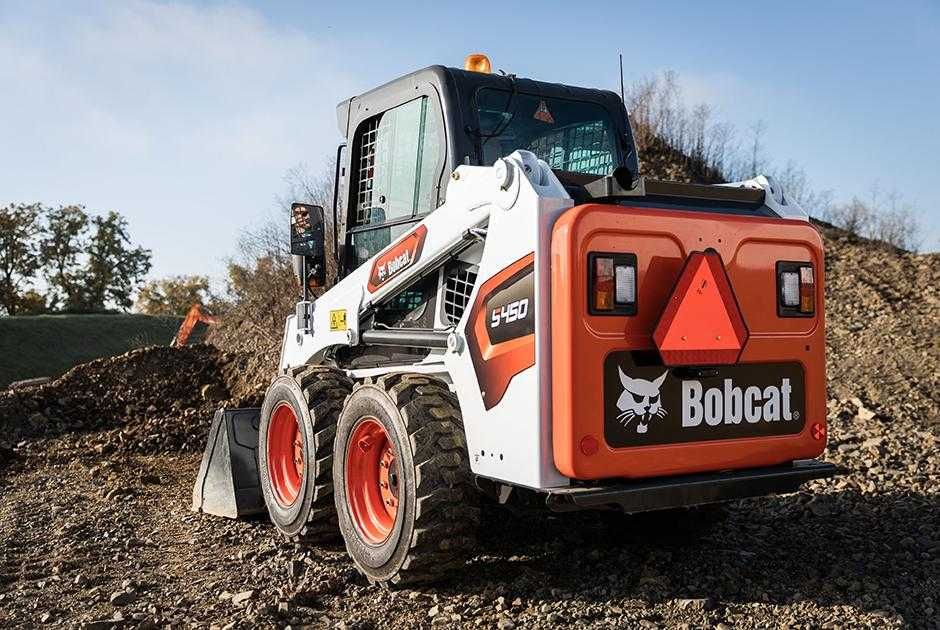 Inchiriere Mini incarcator Bobcat canalizare mutat agregate