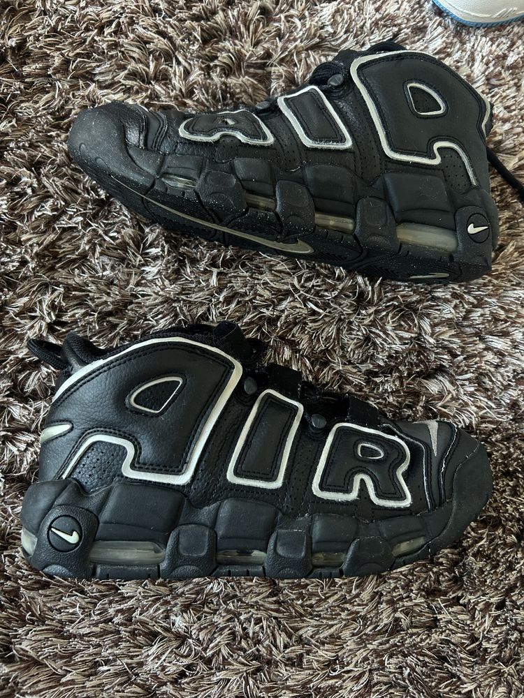 Nike Uptempo 40.5