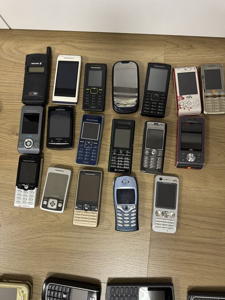 Lot Telefoane Vechi Nokia Samsung Sony Ericsson LG Philips Iphone