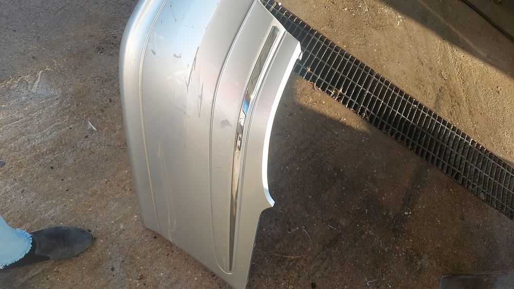 E класа w211 Задна броня Мерцедес комби 744 боя