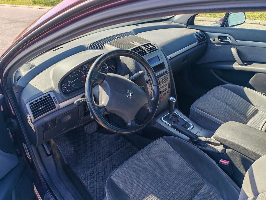 Peugeot 407 hdi impecabil automat 2950 e .
