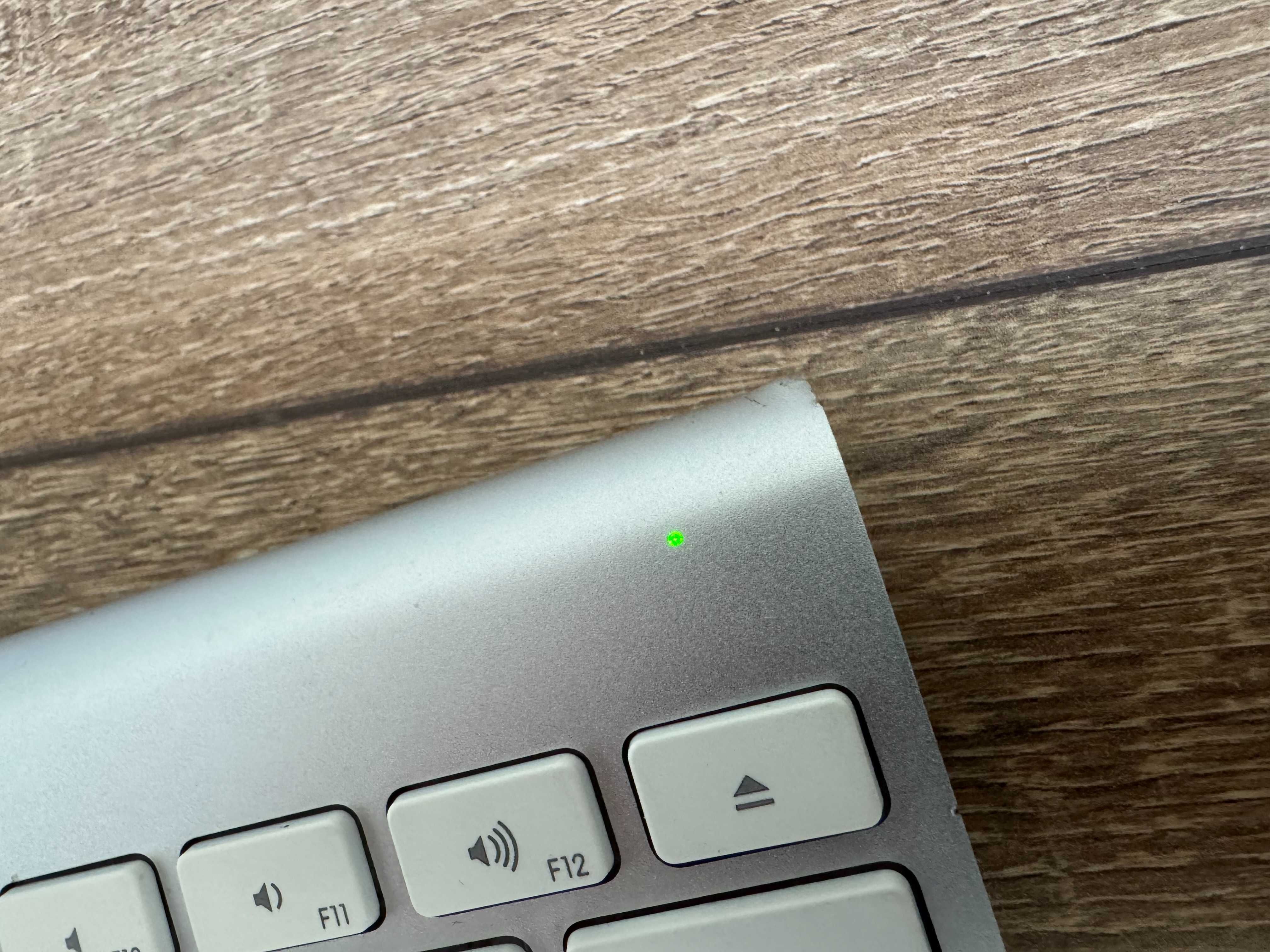 Tastatura Apple Magic Keyboard A1314 wireless bluetooth