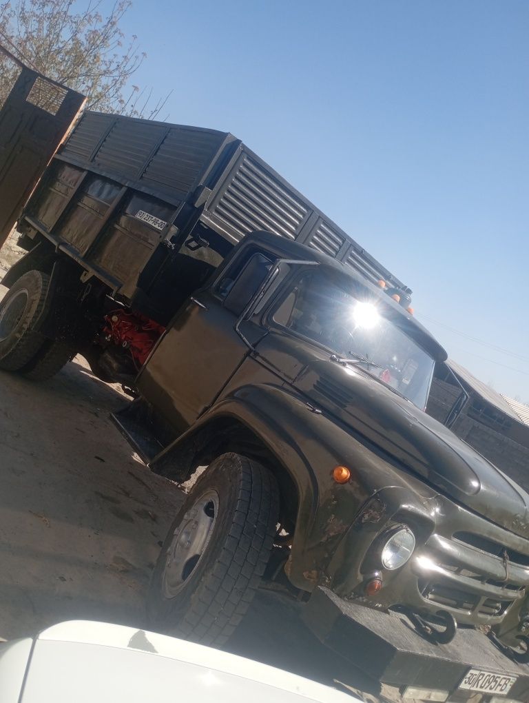 Zil selxoz  554 samasval