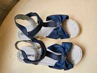 Sandale fete culoare albastru cu fundita mar. 36 lungime 23.5
