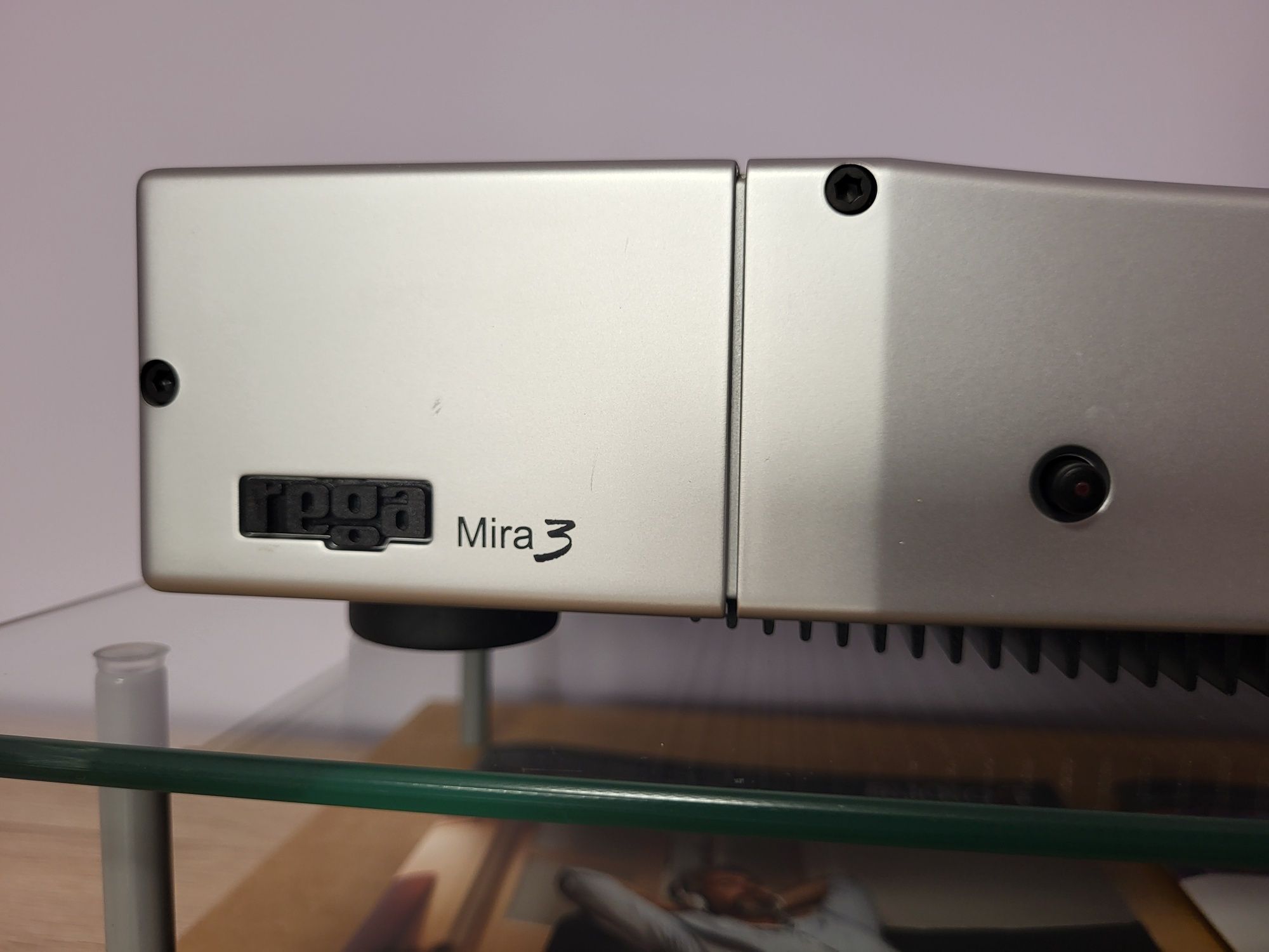 Усилвател Rega Mira 3