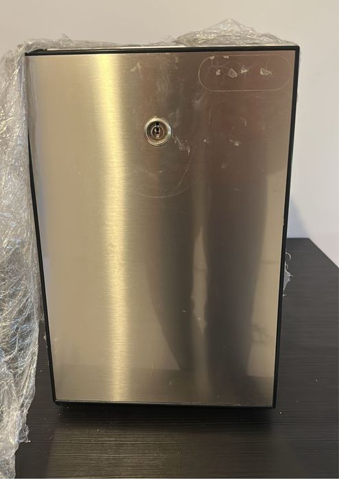 Frigider lapte automat cafea aparat cafea to go Vitrifrigo FG10l