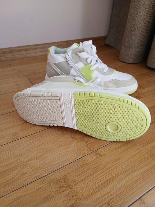 Adidasi Incaltaminte sport Zara marime 36