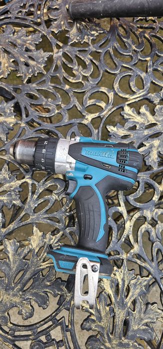 bormasina cu percuție makita dhp458