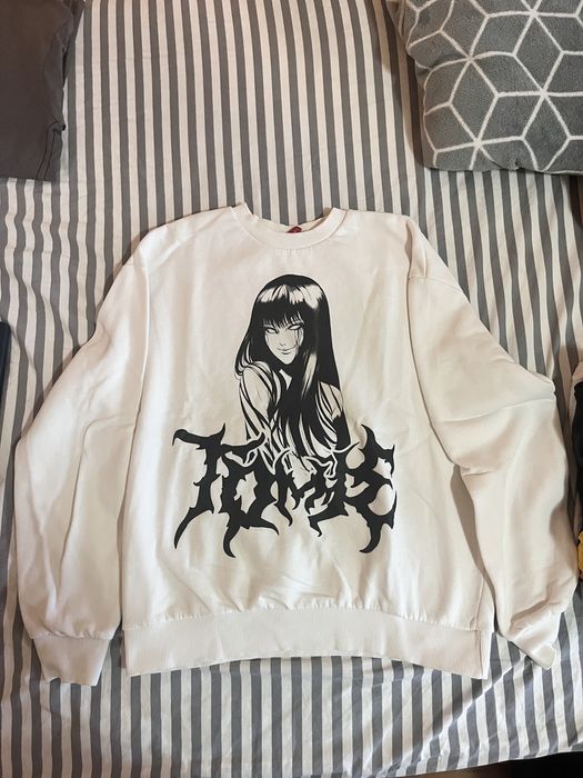 Пуловер на Tomie от Junji Ito - Bershka