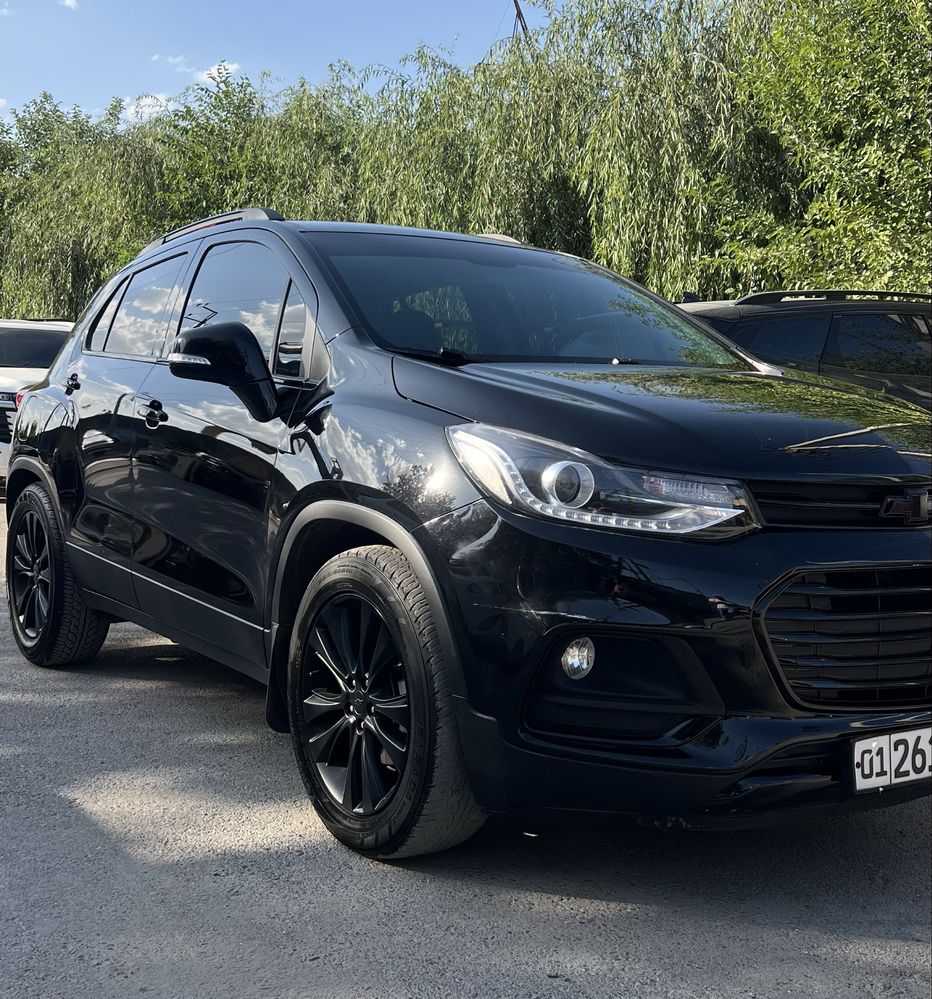 Tracker PREMIER 2020 black