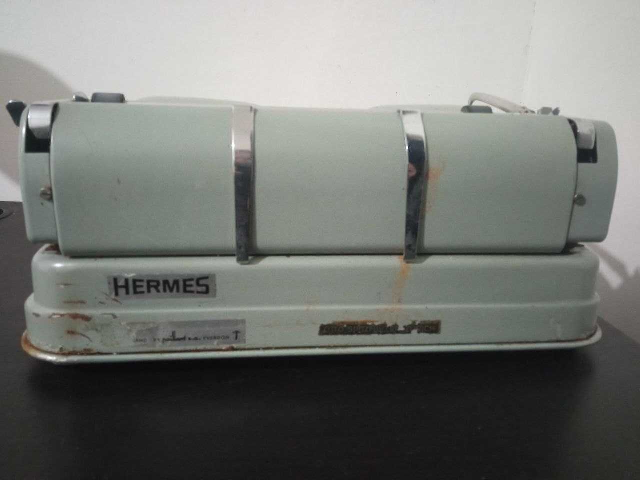 Masina de scris HERMES 3000 (OCAZIE pentru cunoscători)