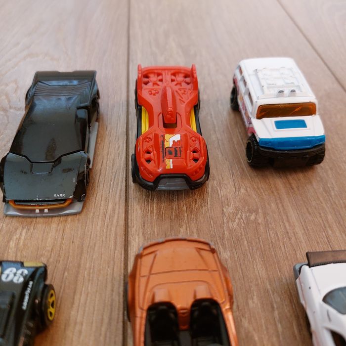 Колички hot wheels