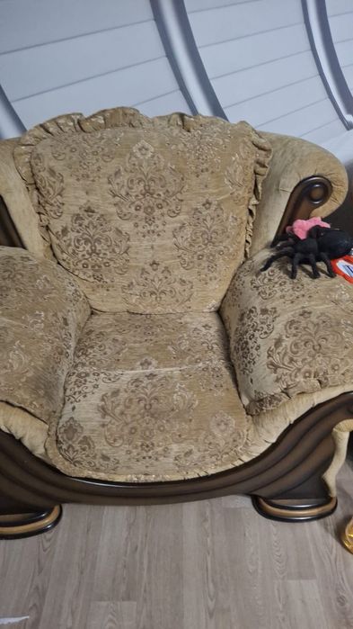 Диван кресло и кресло на два места