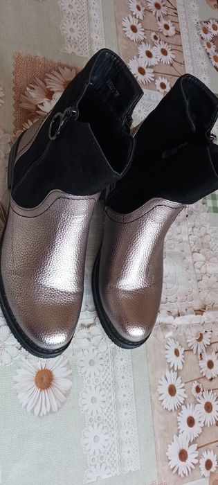 Incaltaminte damă, cizme, ghete, bocanci, Ugg,etc de vânzare!