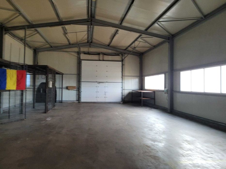 De închiriat–Teren și Hală industrială P+E în zonă industrială