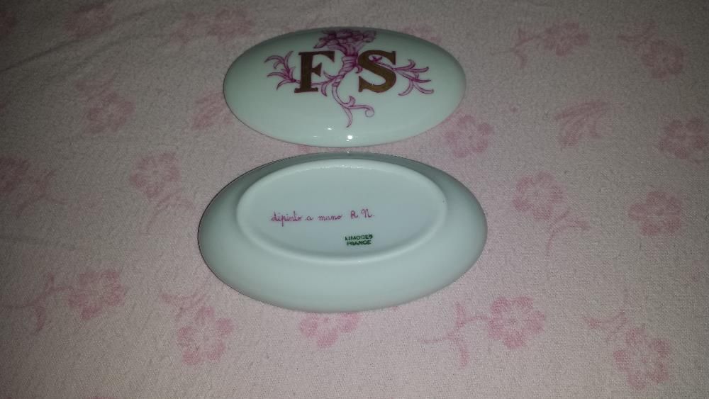,,Limoges France"-cutie pentru bijuterii din porțelan, în foiță de aur