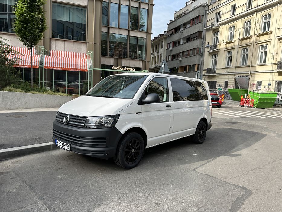 VW Transporter T6 Automatic