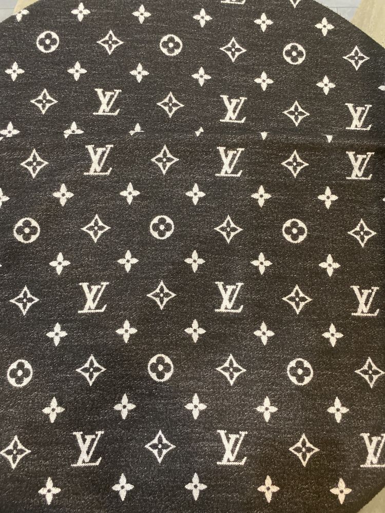 Шарф Louis Vuitton